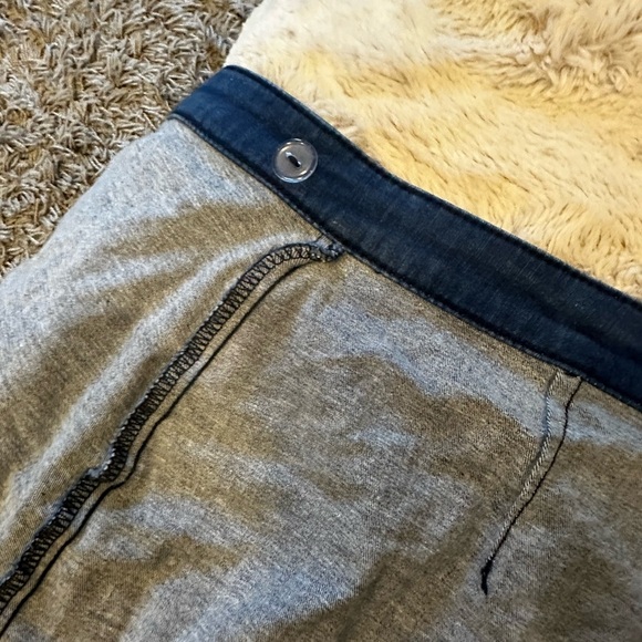 We the Free/Free people denim snap skirt. Size 12. Runs smaller. EUC. - Picture 4 of 7
